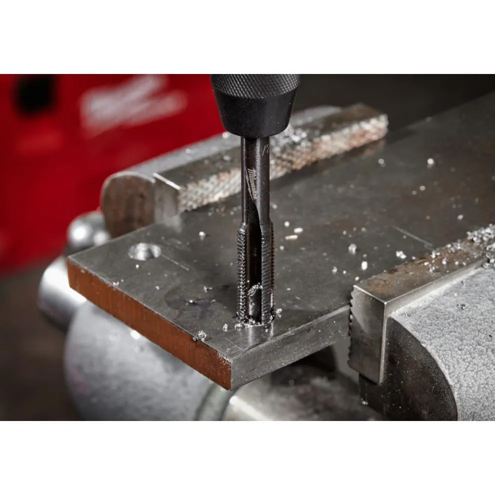 Milwaukee 6-32 NC Straight Flute Plug Tap & #36 Drill Bit 49-57-5515